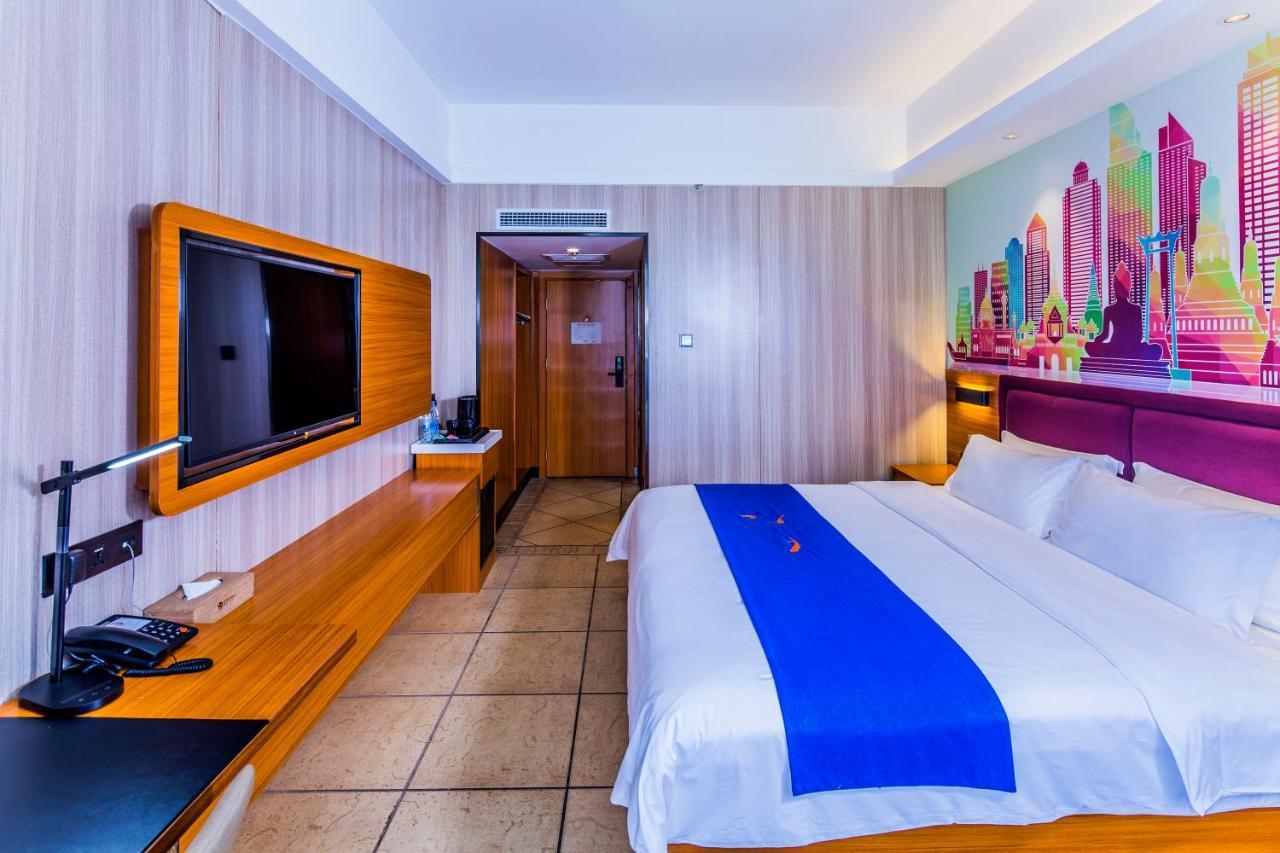Linda Seaview Hotel Sanya Exterior foto